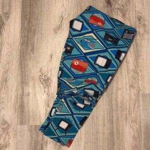 Lularoe retro tv leggings OS